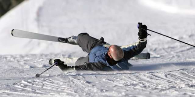 chute de ski sans casque