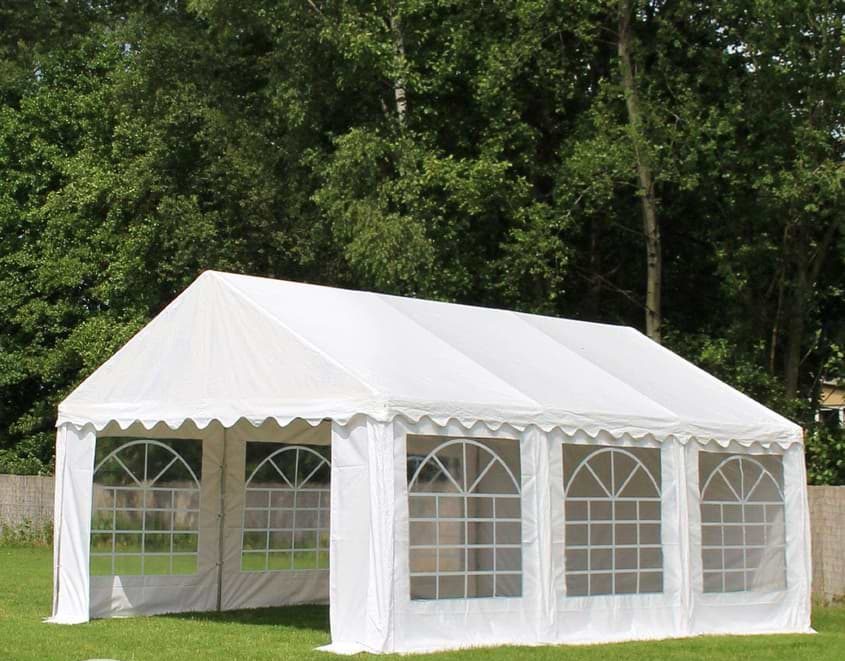 tente de reception blanche