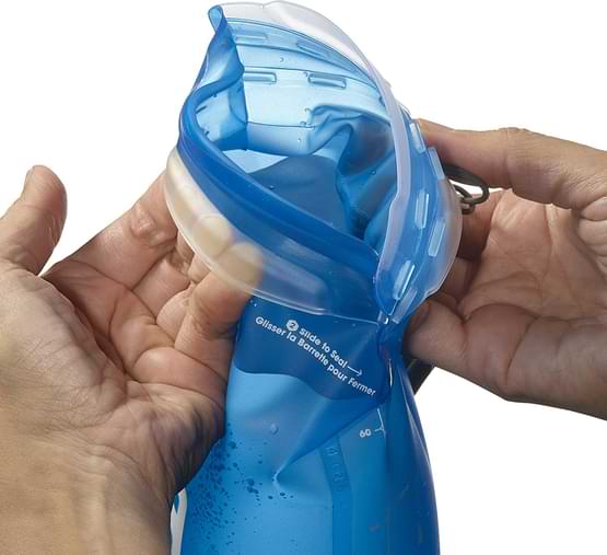 ouverture large poche hydratation camelbak