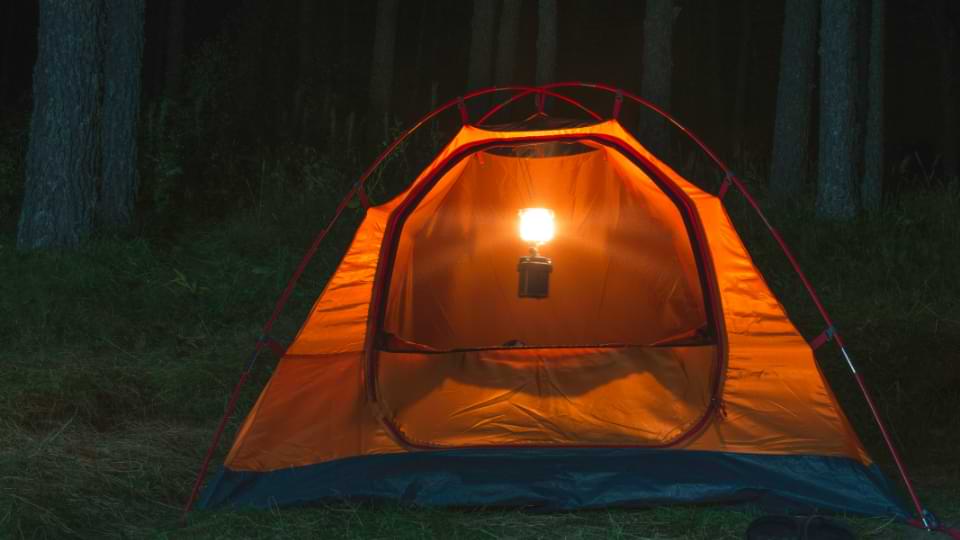 Comment choisir la meilleure lampe de camping ?