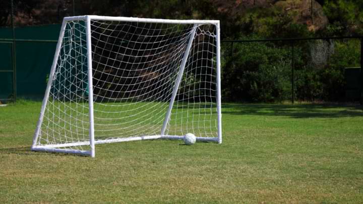 cage de foot enfant 