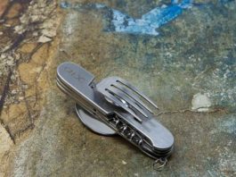 couverts de camping