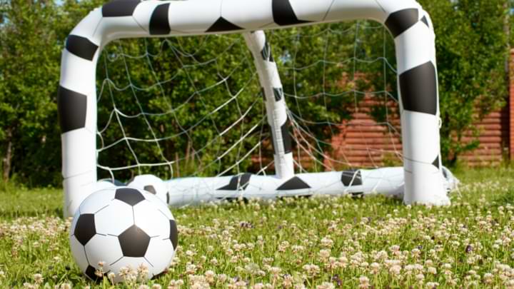 mini cage de foot gonflable