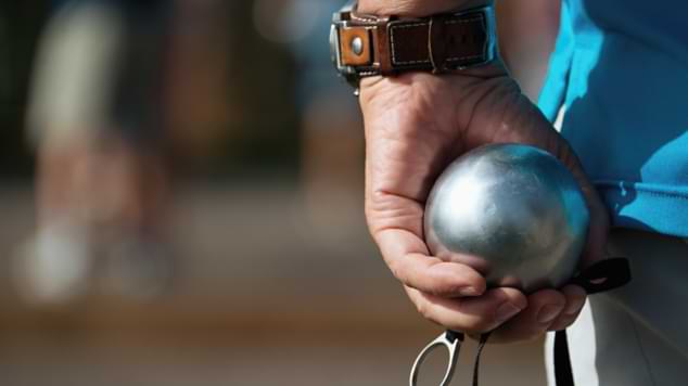 diamètre boule de pétanque