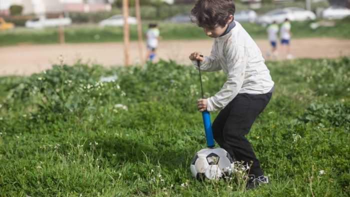 pompe à ballon sport foot