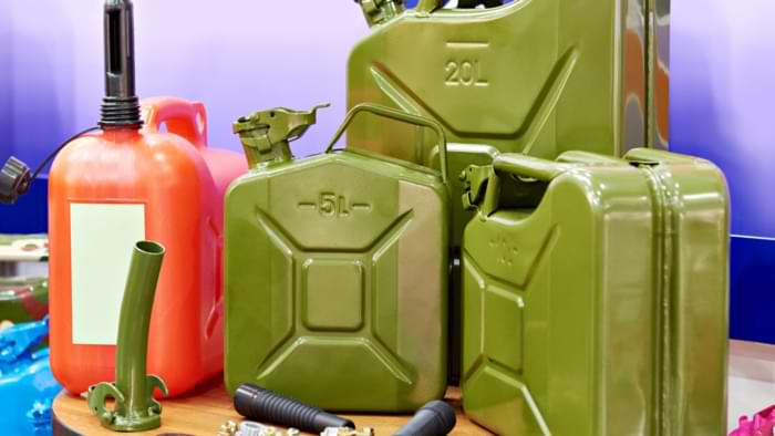 jerrican essence metal vert
