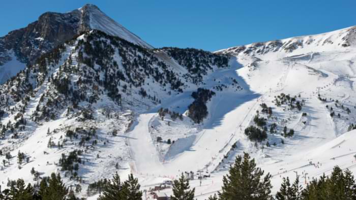 domaine skiable pyrénées