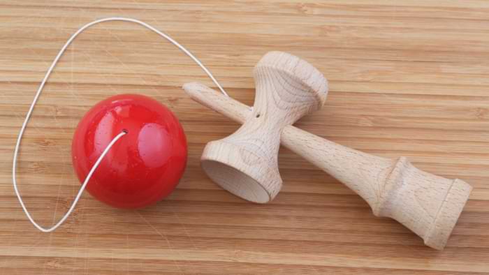 kendama japonais bois ficelle boule