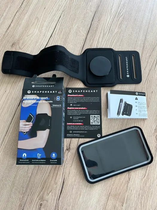 contenu accessoire brassard téléphone Shapeheart