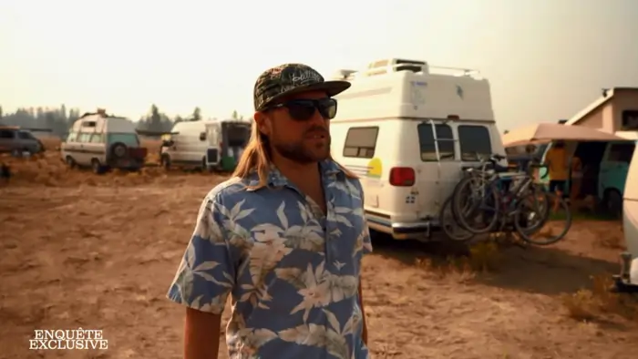 VANLIFE : LES NOUVEAUX HIPPIES CONNECTÉS D'AMÉRIQUE