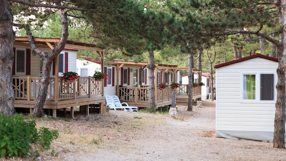 Quels sont les types d'hébergement en camping ?