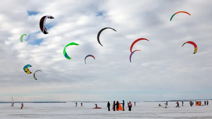 spots groupe de snowkite