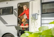 vivre à l'année en camping car