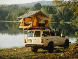 Tente de toit sur un 4x4