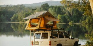 Tente de toit sur un 4x4