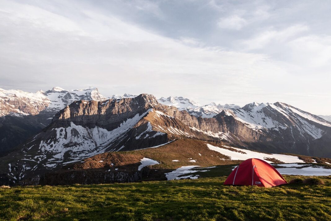 Tente ultra-légère 1 place en montagne